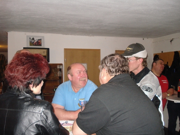 stammtisch04-10_18.jpg