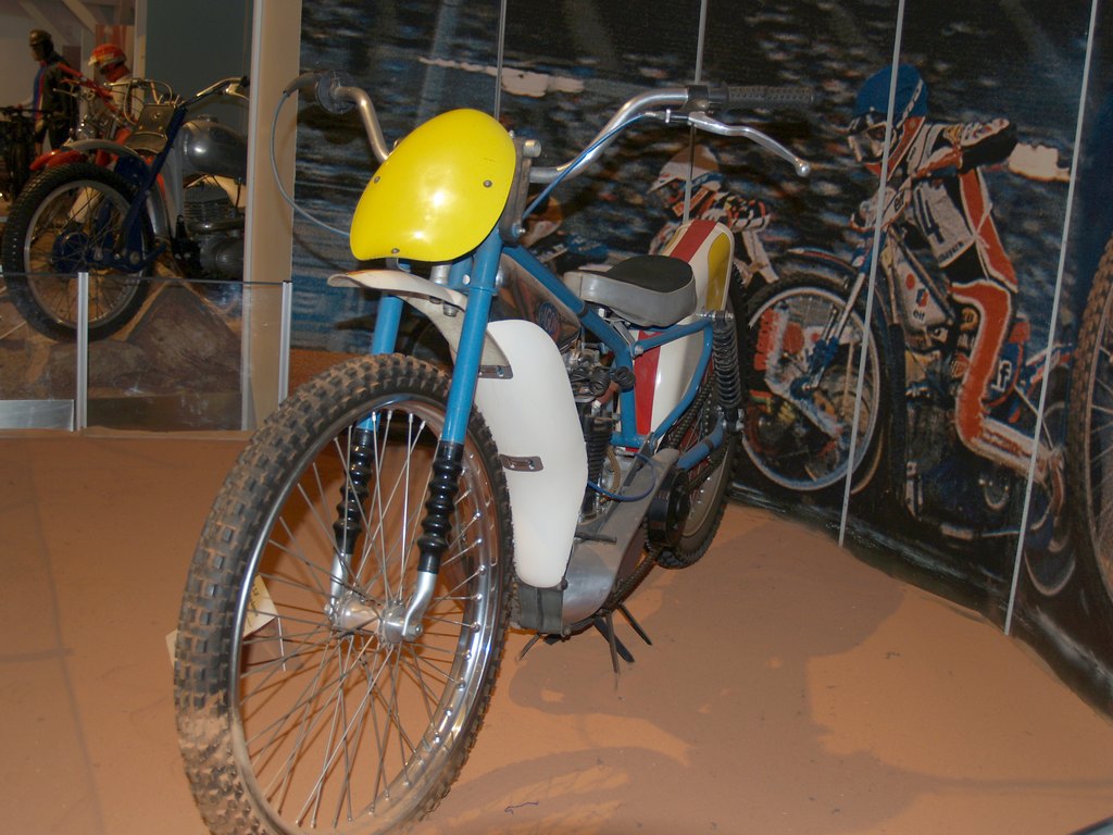 clubtour12-240.JPG